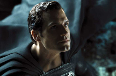Zack Snyder Reawakens Hopes Of DC Snyderverse Return For Justice League 2 & 3