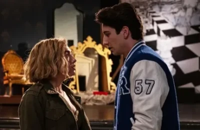 Milo Manheim Returns in School Spirits Season 3